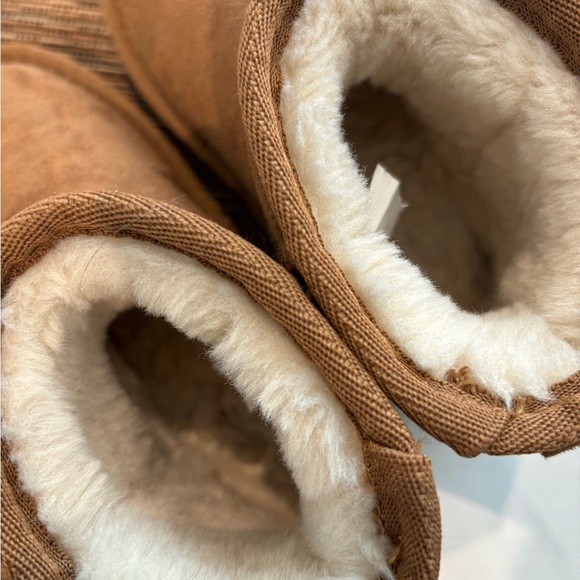 Classic Kids Faux Fur Lined Snow Boot 7C - Picture 4 of 7